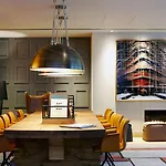 Puro Stare Hotel