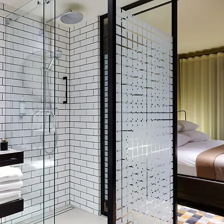 Puro Stare Hotell 4*